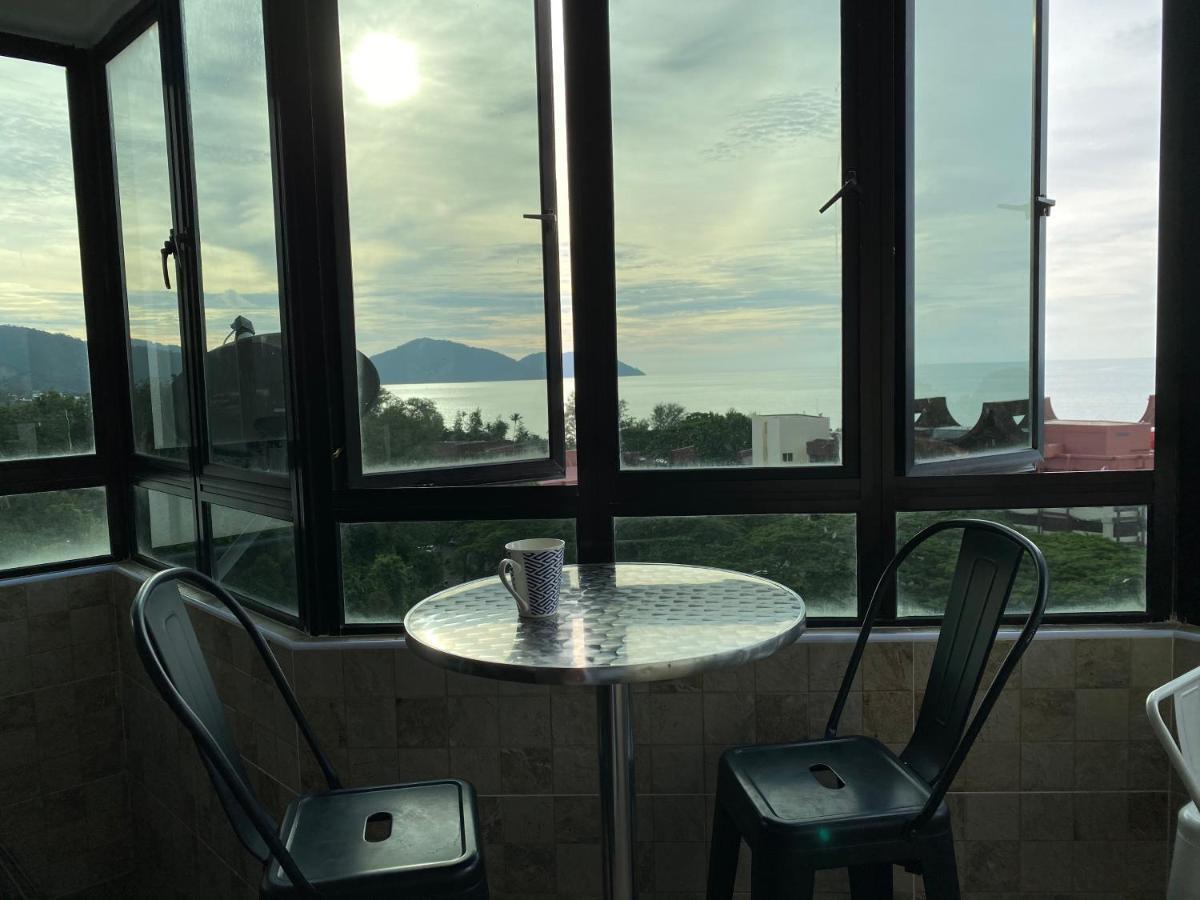 The View Feringghi Executive Apartment Batu Feringgi Exterior foto